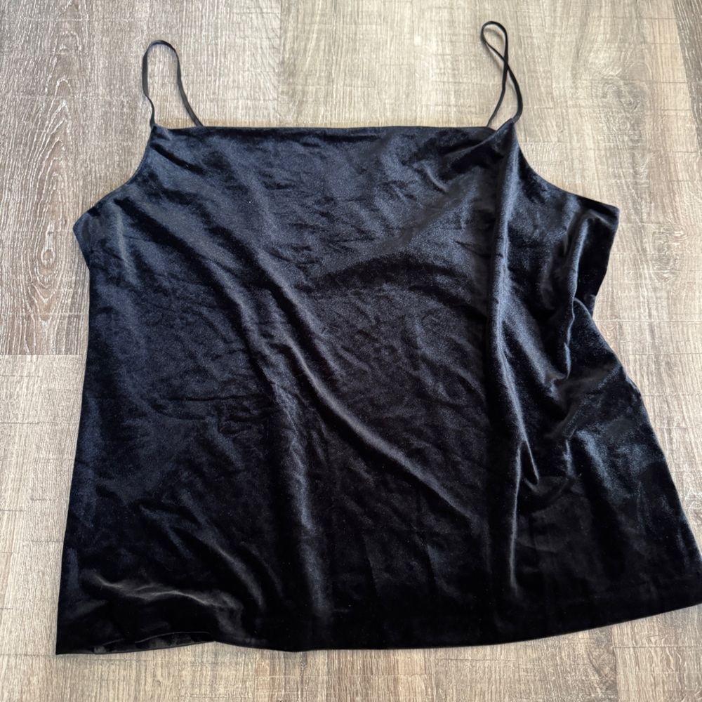 NWT Banana Republic Velvet Cowl Neck Cami Top